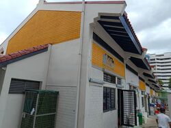 Teck Whye Avenue (D23), Retail #450956251